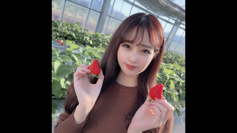初露臉攝影！！雖高傲卻超絶可愛超M傲嬌女大生帶到海邊廢墟強制口爆！！